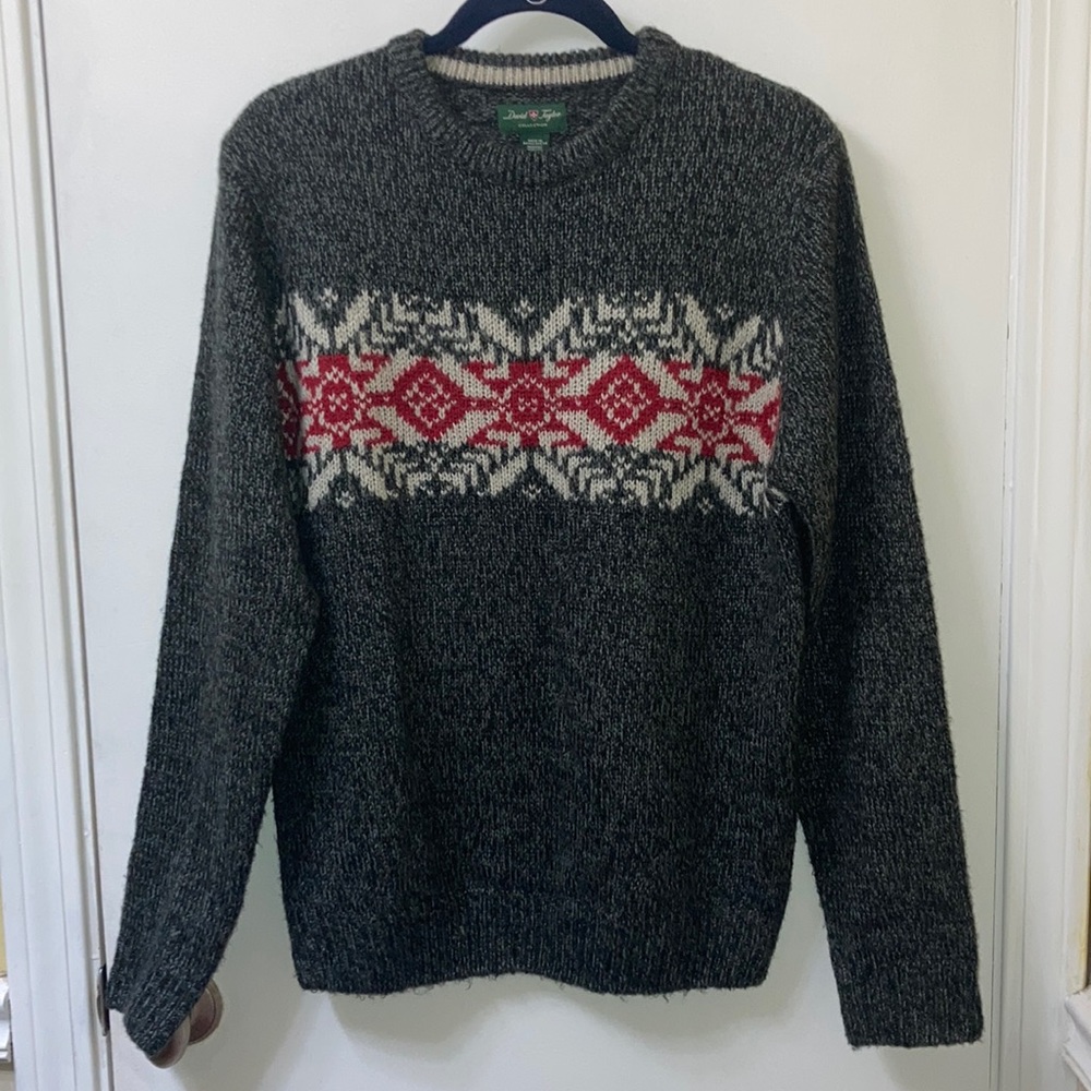 David Taylor Men’s Dark Gray Winter Sweater Medium